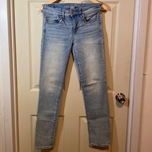 Women’s American Eagle skinny Jeans
